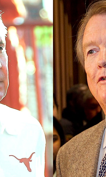 Vaughan: Will an old friend save Mack Brown's job?